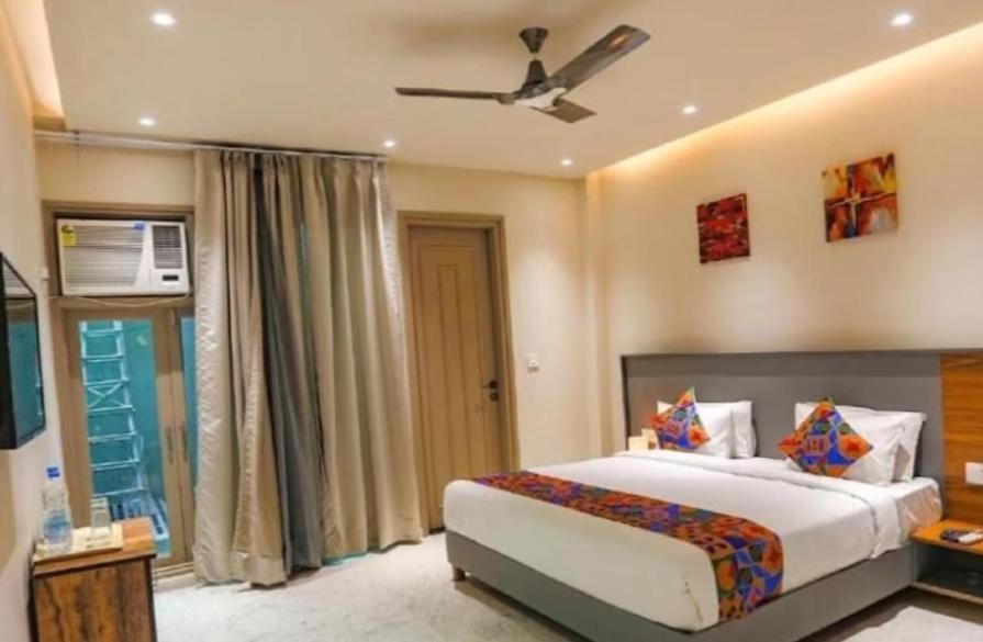 Hotel Global Corporate نويدا المظهر الخارجي الصورة